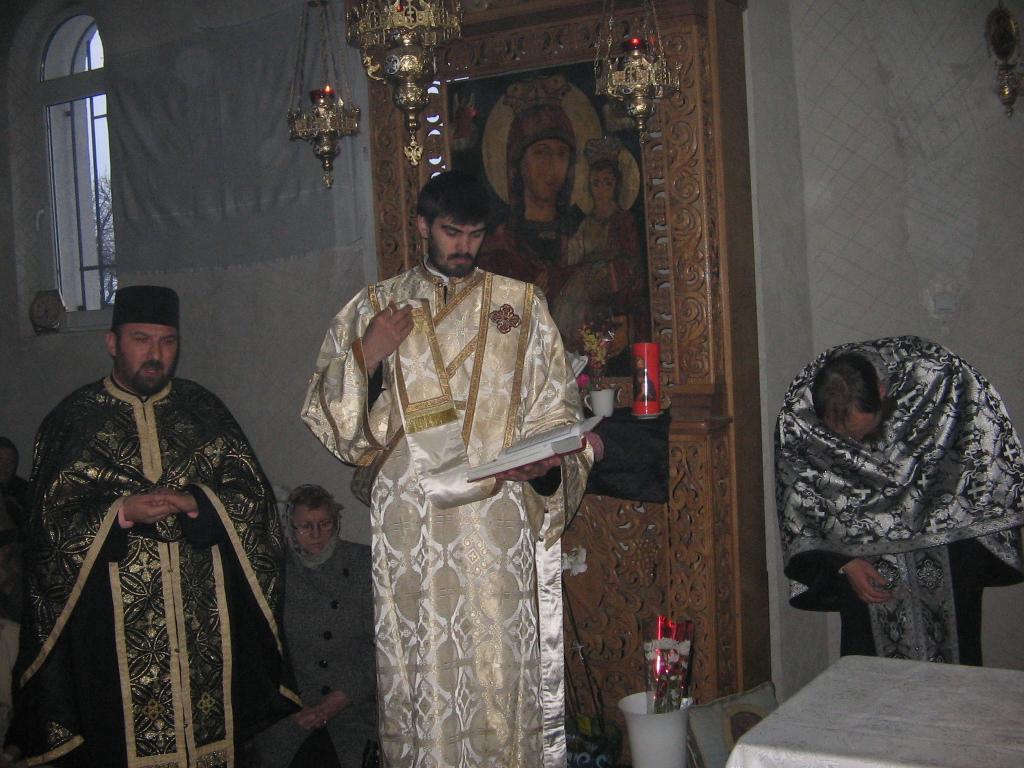 diaconul Bogdan Mucileanu